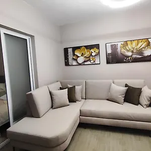 Large Vlorë